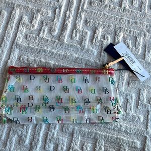 Dooney & Bourke clear on the go cosmetic case